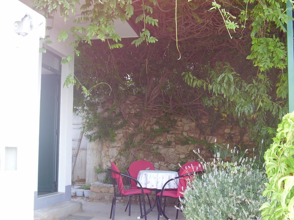 Petar Apartment Omiš Habitación foto