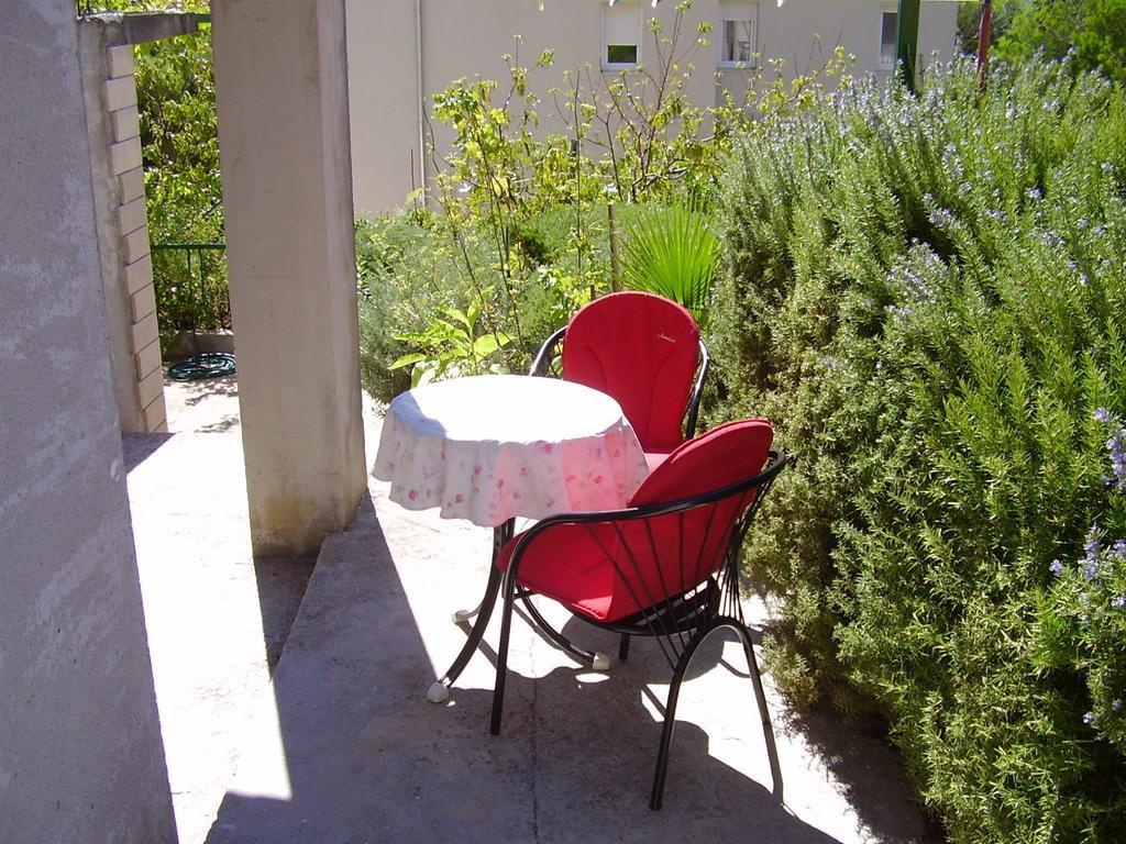 Petar Apartment Omiš Habitación foto